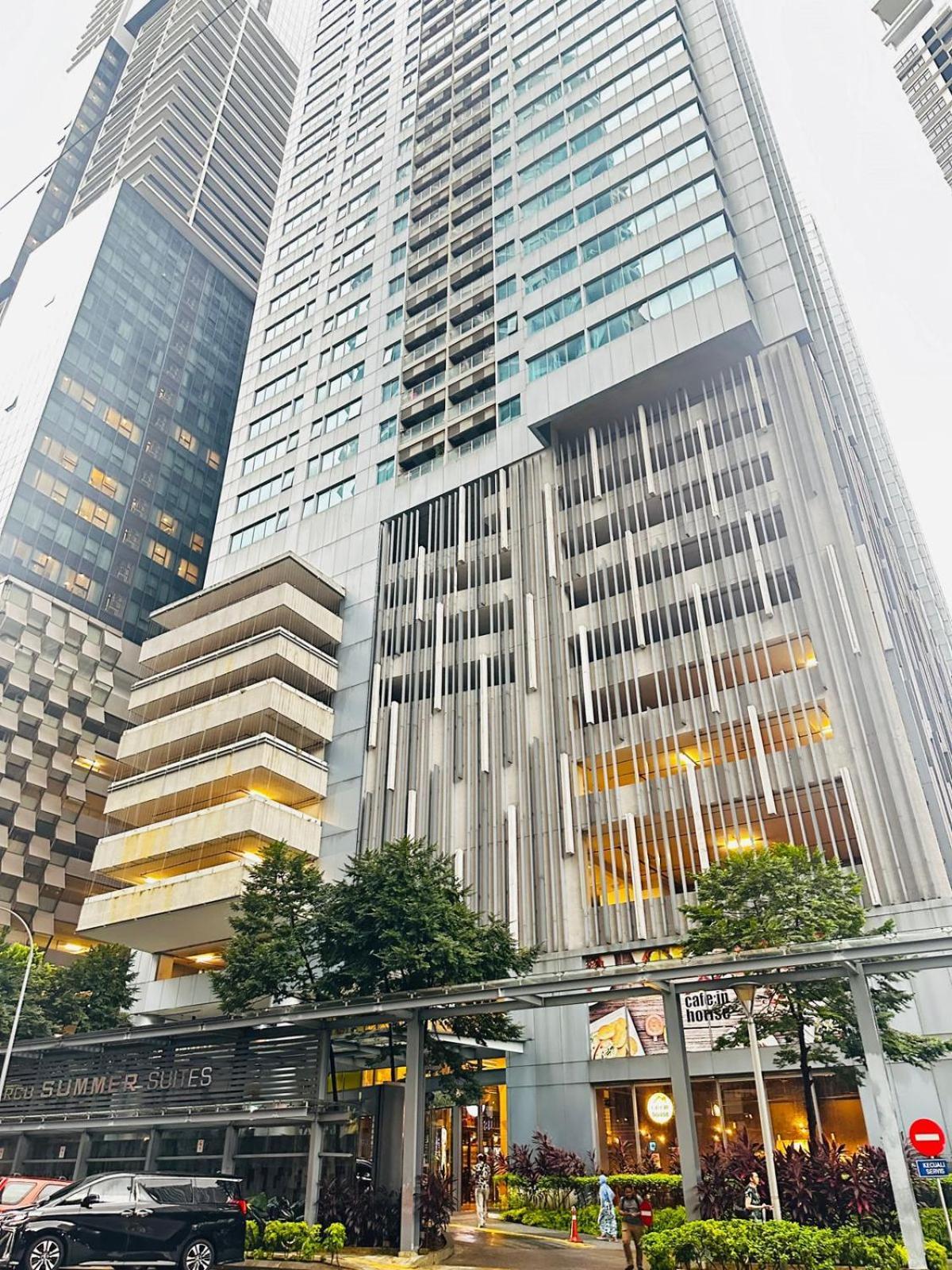 Mercu Summer Suites Klcc By Ab Kuala Lumpur Exterior photo
